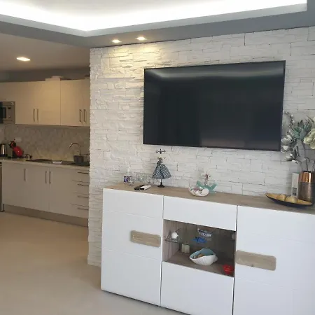 M&m Blue Luxury Appartement Paralía