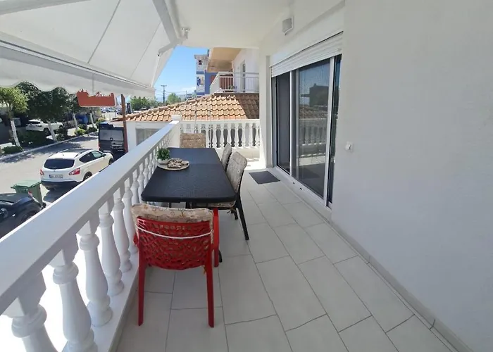 M&m Blue Luxury Apartament Paralía