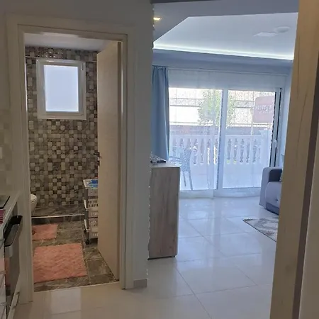 M&m Blue Luxury * Paralía