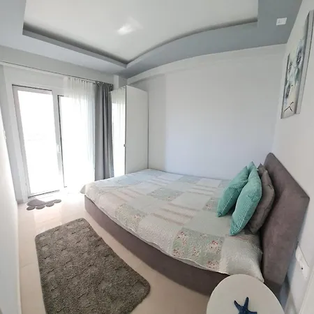 M&m Blue Luxury * Paralía